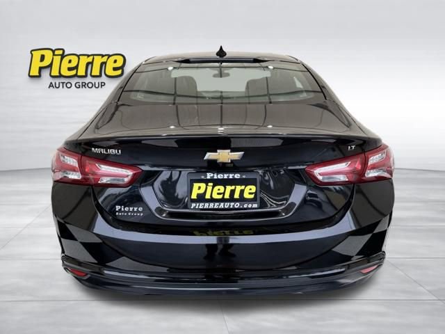 Used 2021 Chevrolet Malibu LT image 3