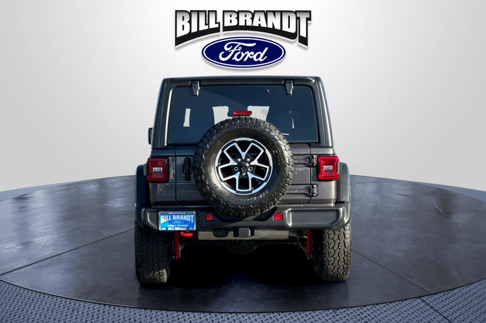 Used 2025 Jeep Wrangler Unlimited Rubicon AWD/4WD image 4