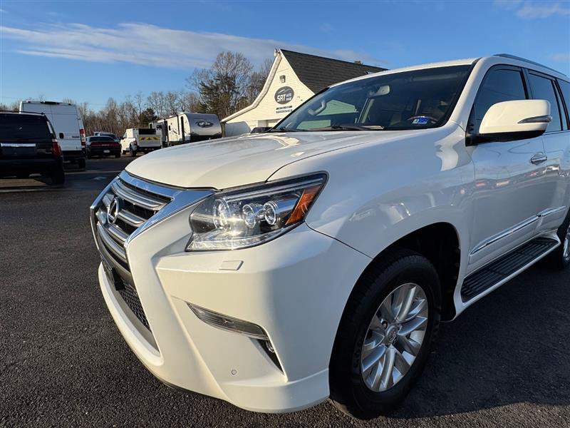 Used 2019 Lexus GX 460 image 13