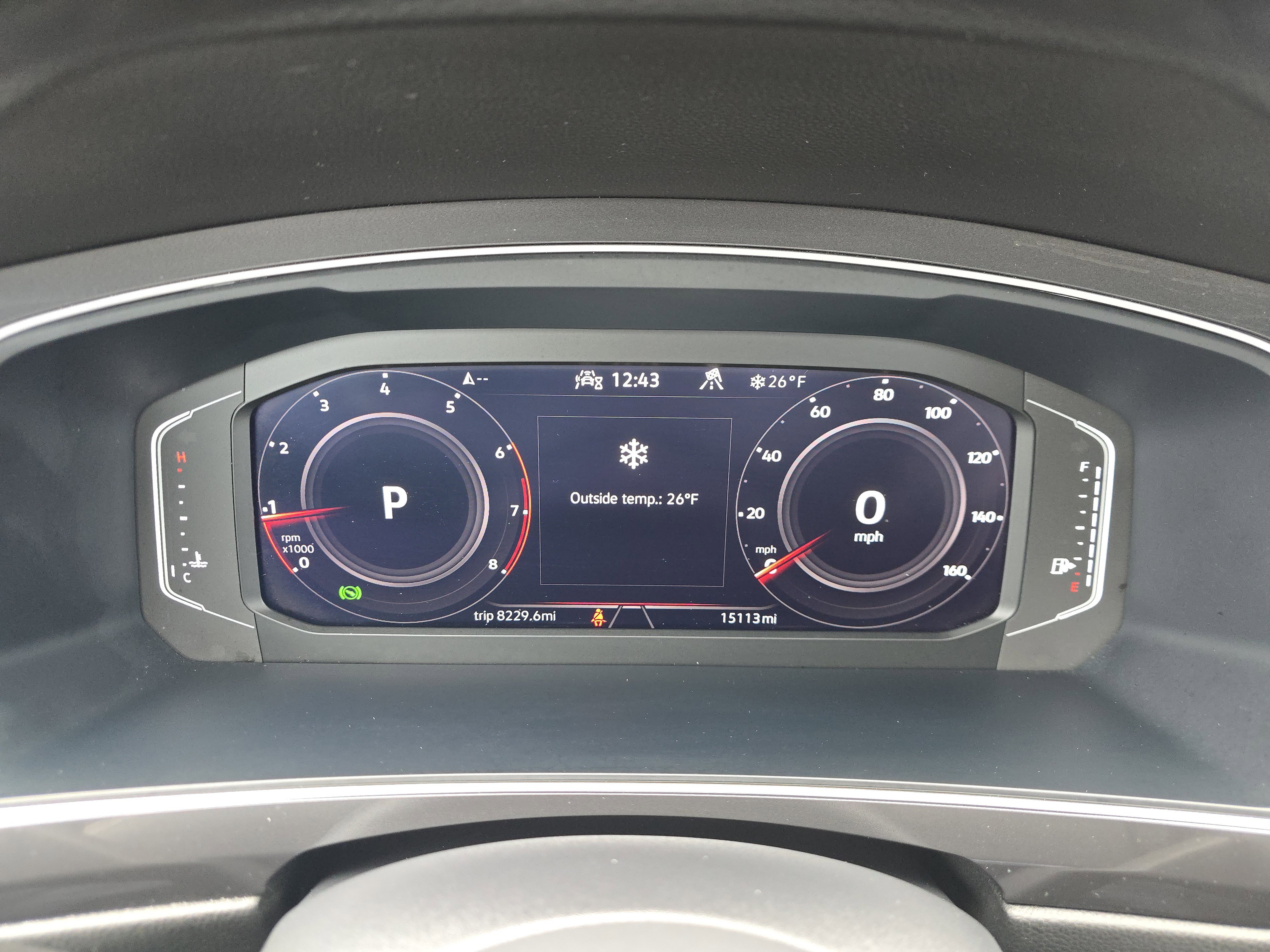 Certified 2024 Volkswagen Tiguan SEL R-Line image 23