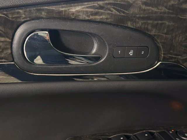Used 2014 Buick Enclave Leather FWD image 16