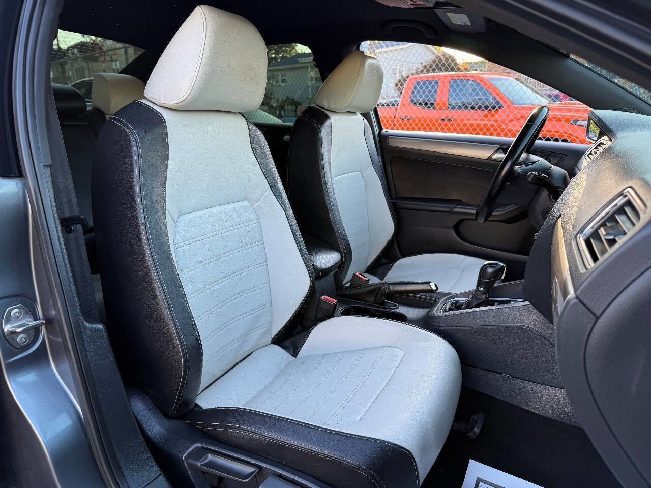 Used 2016 Volkswagen Jetta Sport w/ Lighting Package image 14