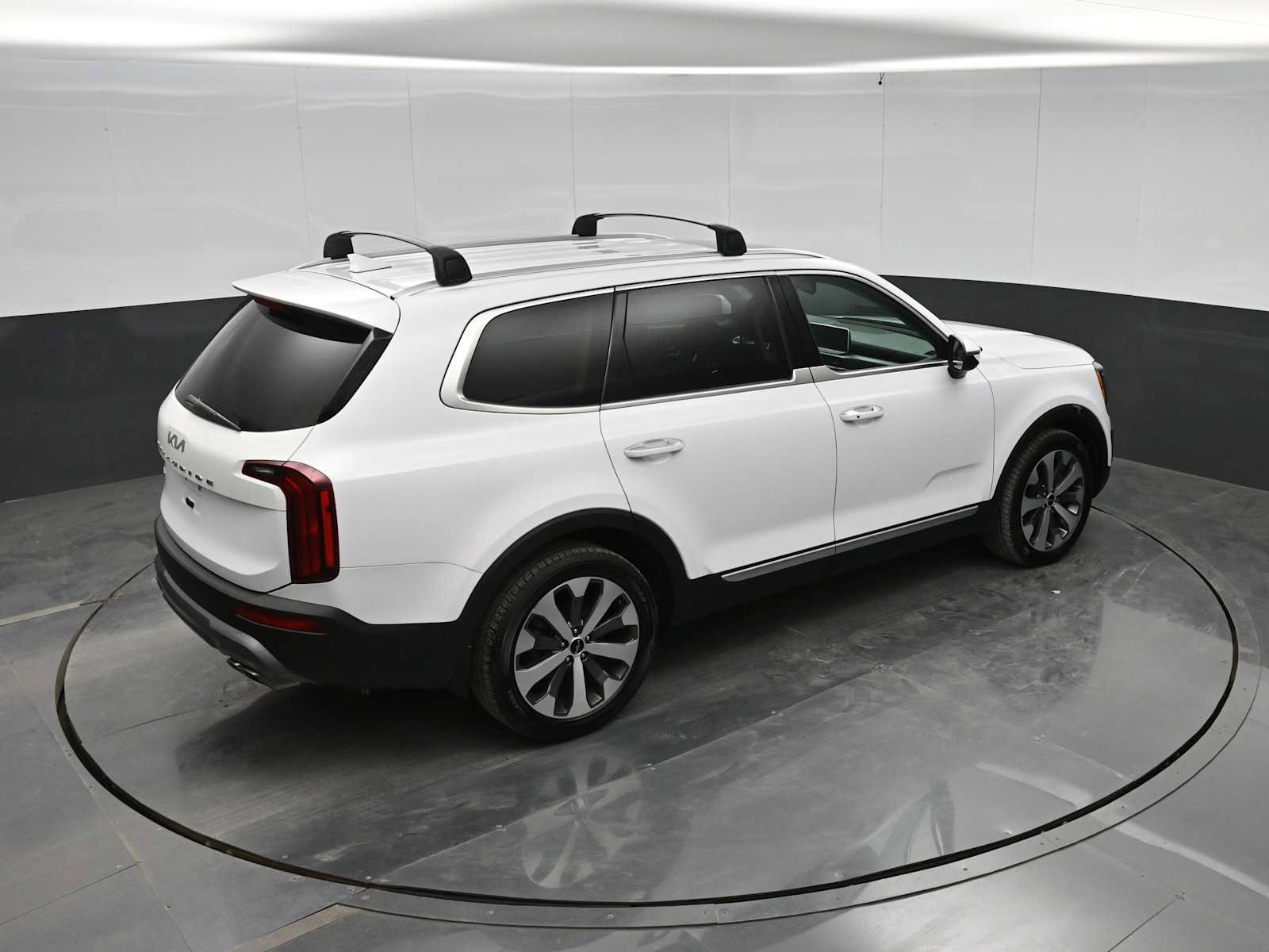 Used 2022 Kia Telluride S AWD/4WD image 36