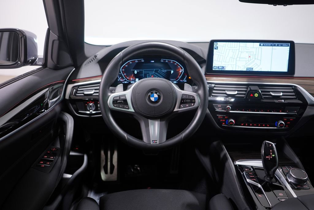 Used 2023 BMW 540i w/ M Sport Package RWD image 11
