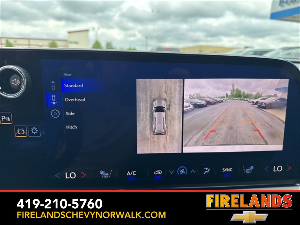 New 2025 Chevrolet Traverse LT w/ Enhanced Driving Package image 26