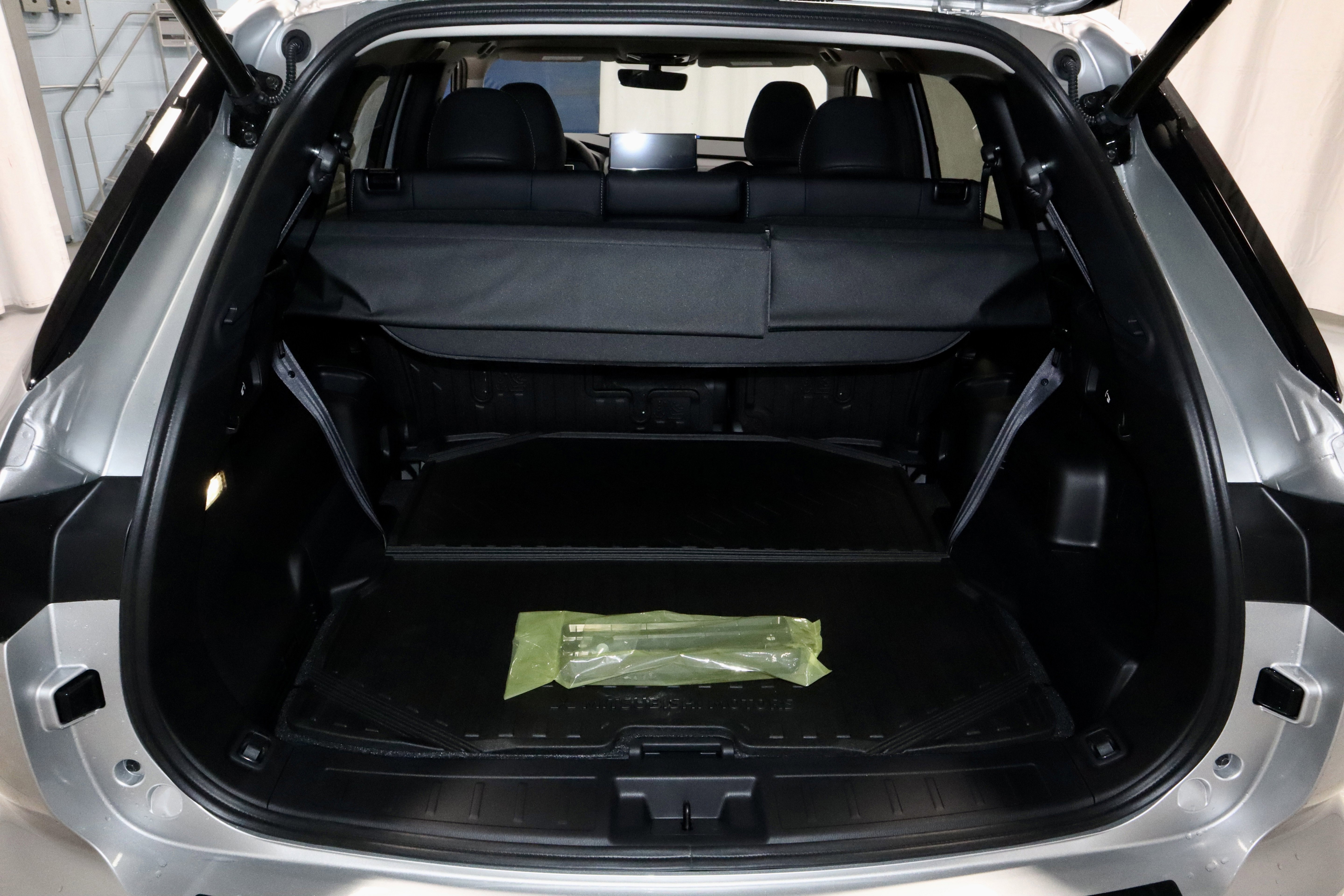 New 2026 Mitsubishi Outlander SE image 11