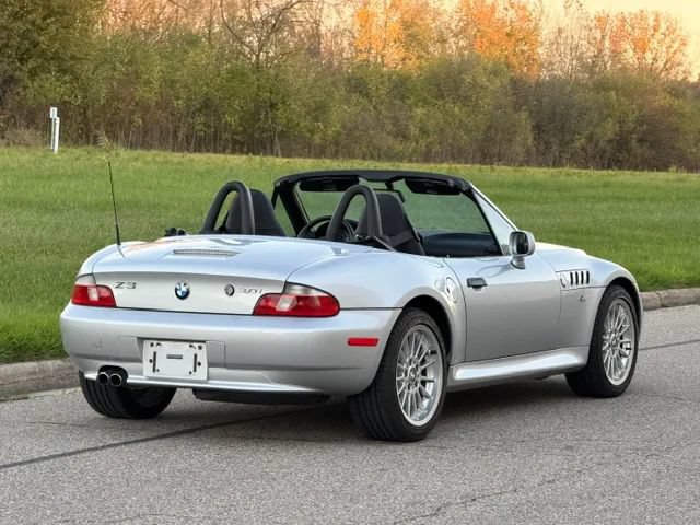 Used 2002 BMW Z3 3.0i RWD image 12