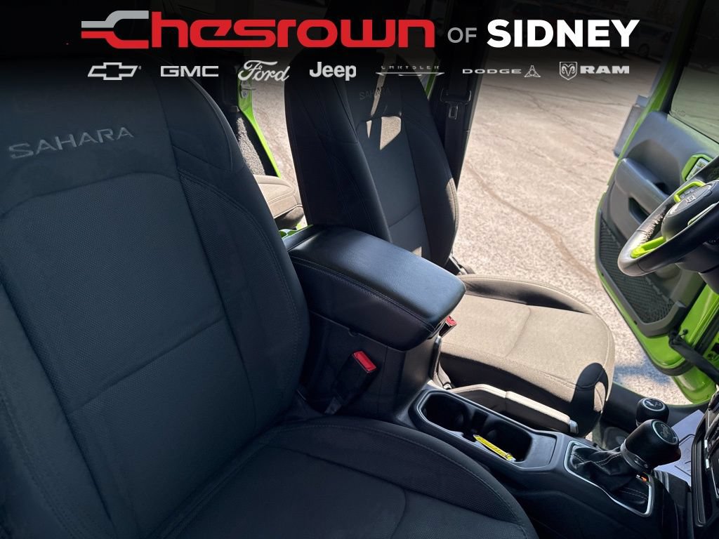 Used 2019 Jeep Wrangler Unlimited Sahara w/ Uconnect 4C Nav & Sound Group AWD/4WD image 36
