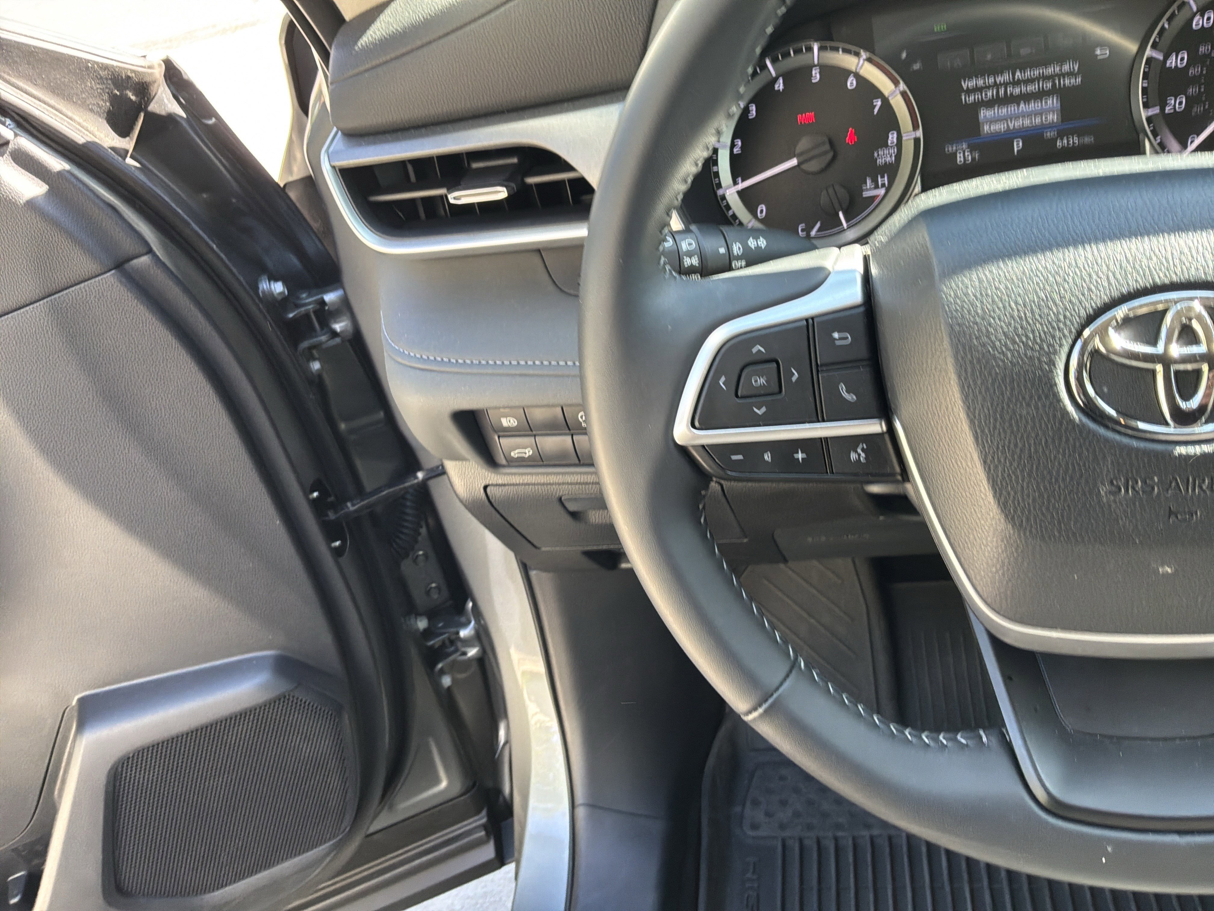 Used 2026 Toyota Highlander XLE AWD/4WD image 19