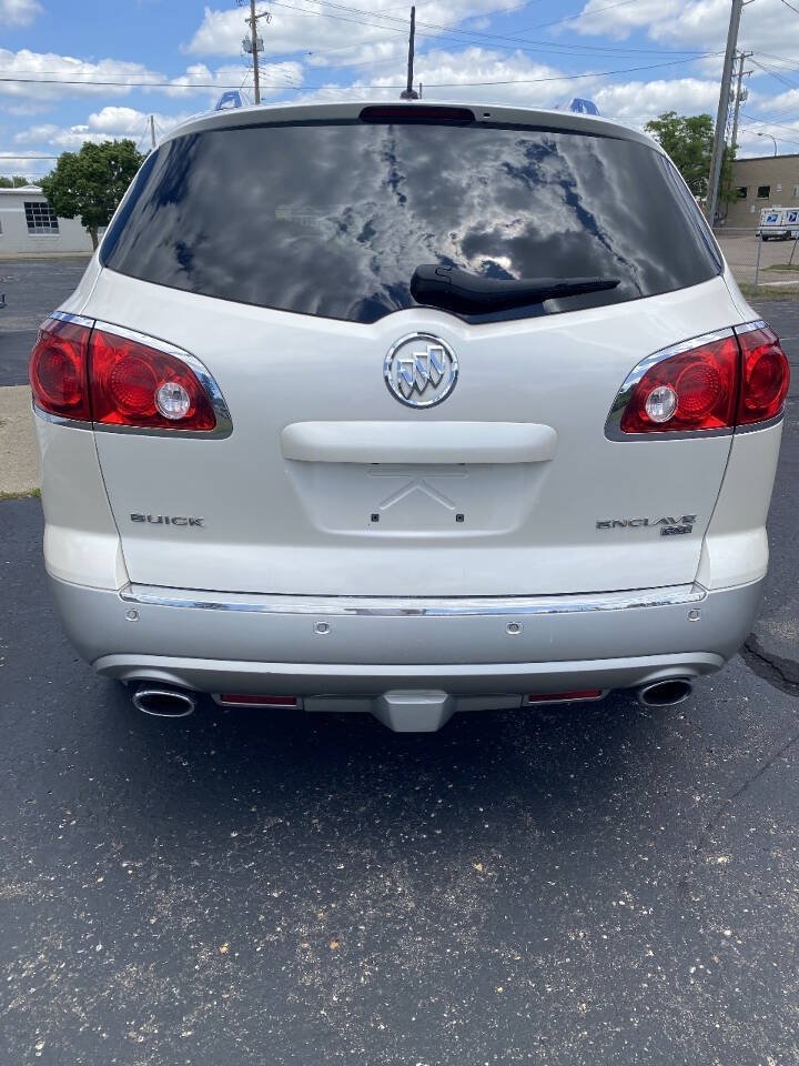 Used 2008 Buick Enclave CXL w/ Entertainment Package #2 AWD/4WD image 2