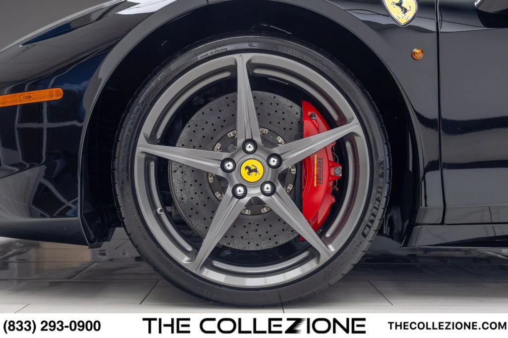 Used 2014 Ferrari 458 Italia Coupe RWD image 11