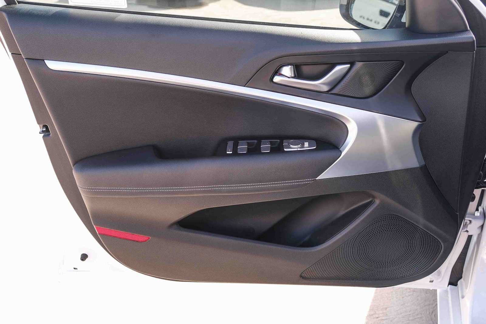 Used 2023 Genesis G70 2.0T AWD/4WD image 23