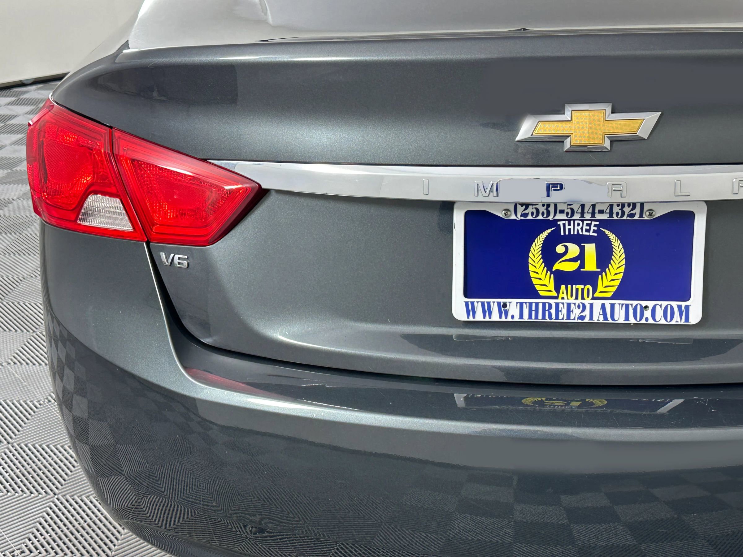 Used 2019 Chevrolet Impala LT w/ LT Convenience Package image 11