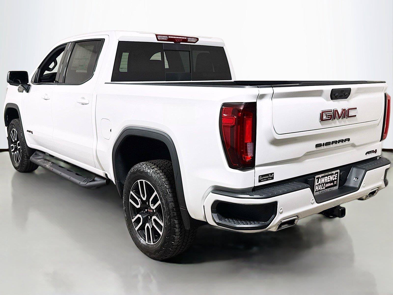 New 2026 GMC Sierra 1500 AT4 w/ AT4 Premium Package AWD/4WD image 3