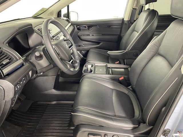 Certified 2025 Honda Odyssey Touring image 2