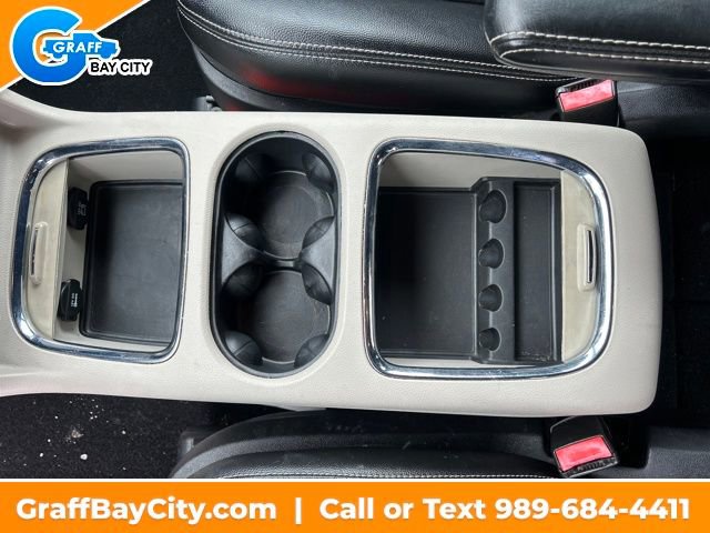 Used 2019 Dodge Grand Caravan SXT image 24