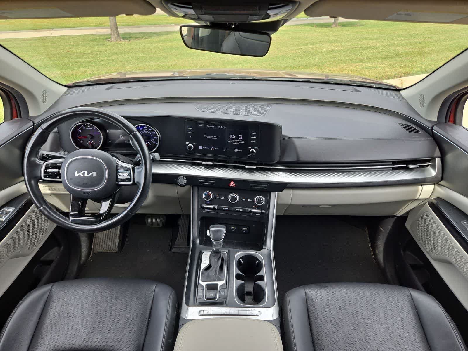 Certified 2022 Kia Carnival LX FWD image 13