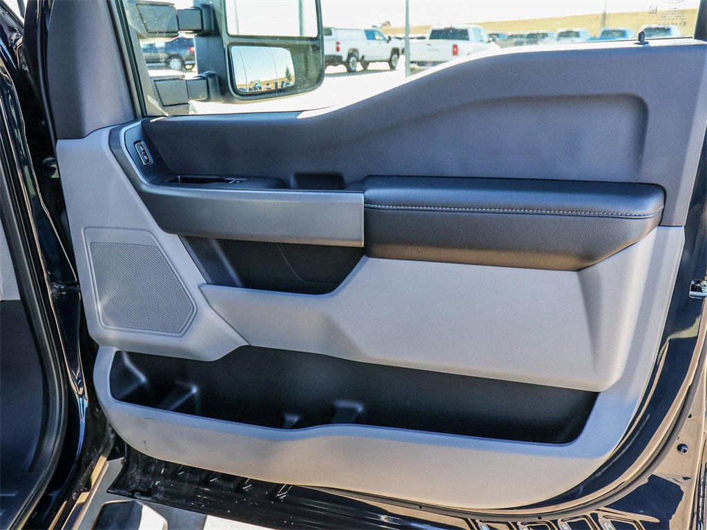 Used 2023 Ford F350 XLT image 21