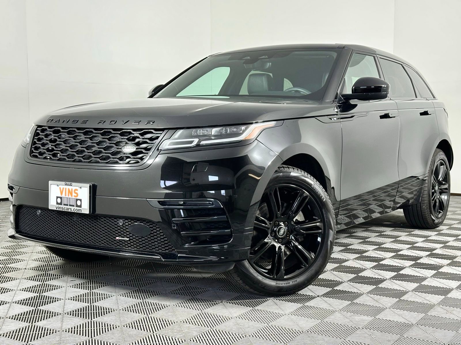 Used 2023 Land Rover Range Rover Velar R-Dynamic S AWD/4WD image 7