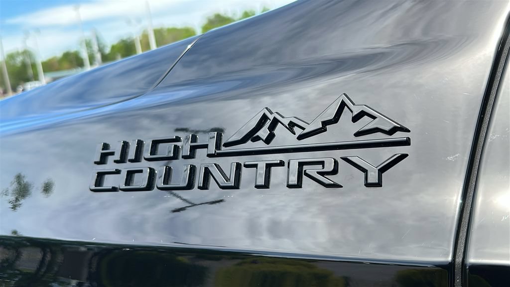 New 2026 Chevrolet Tahoe High Country AWD/4WD image 11