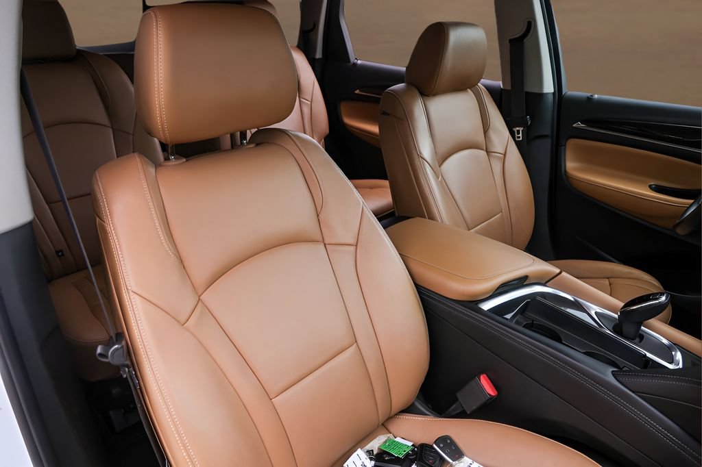 Used 2019 Buick Enclave Essence FWD image 30