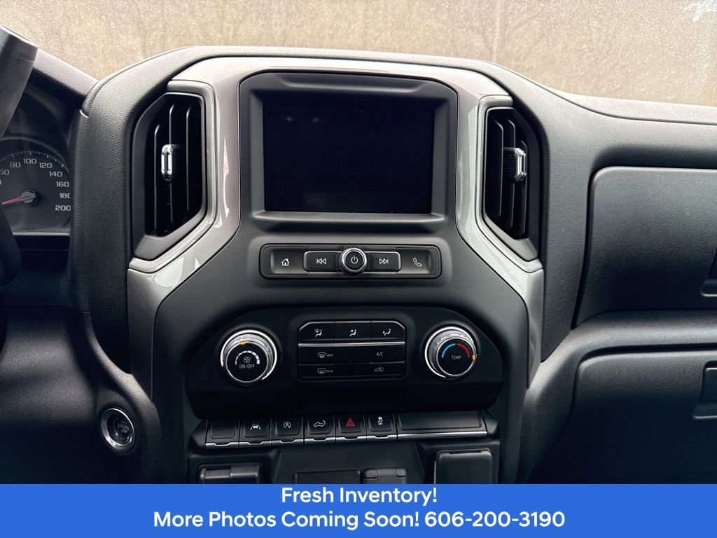 Used 2023 Chevrolet Silverado 1500 Custom image 9