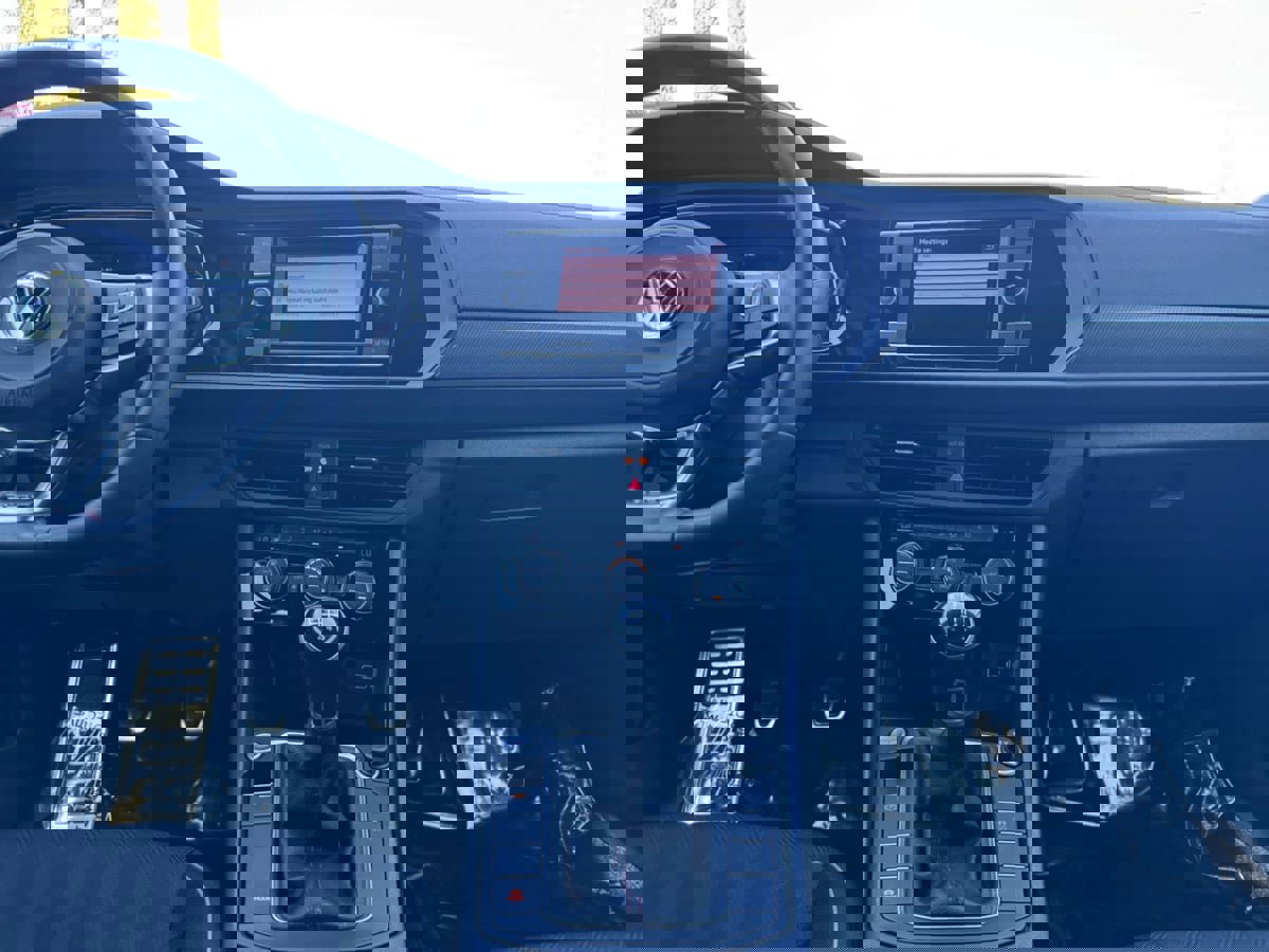 Used 2019 Volkswagen Jetta GLI image 15