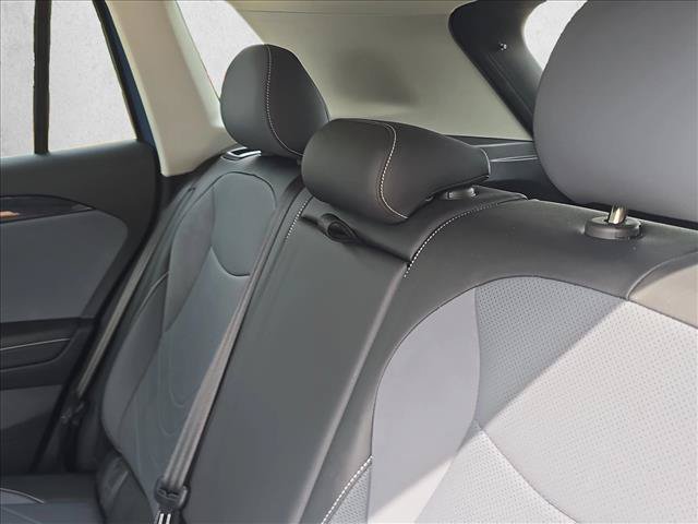 Used 2025 Volkswagen Tiguan SE AWD/4WD image 20