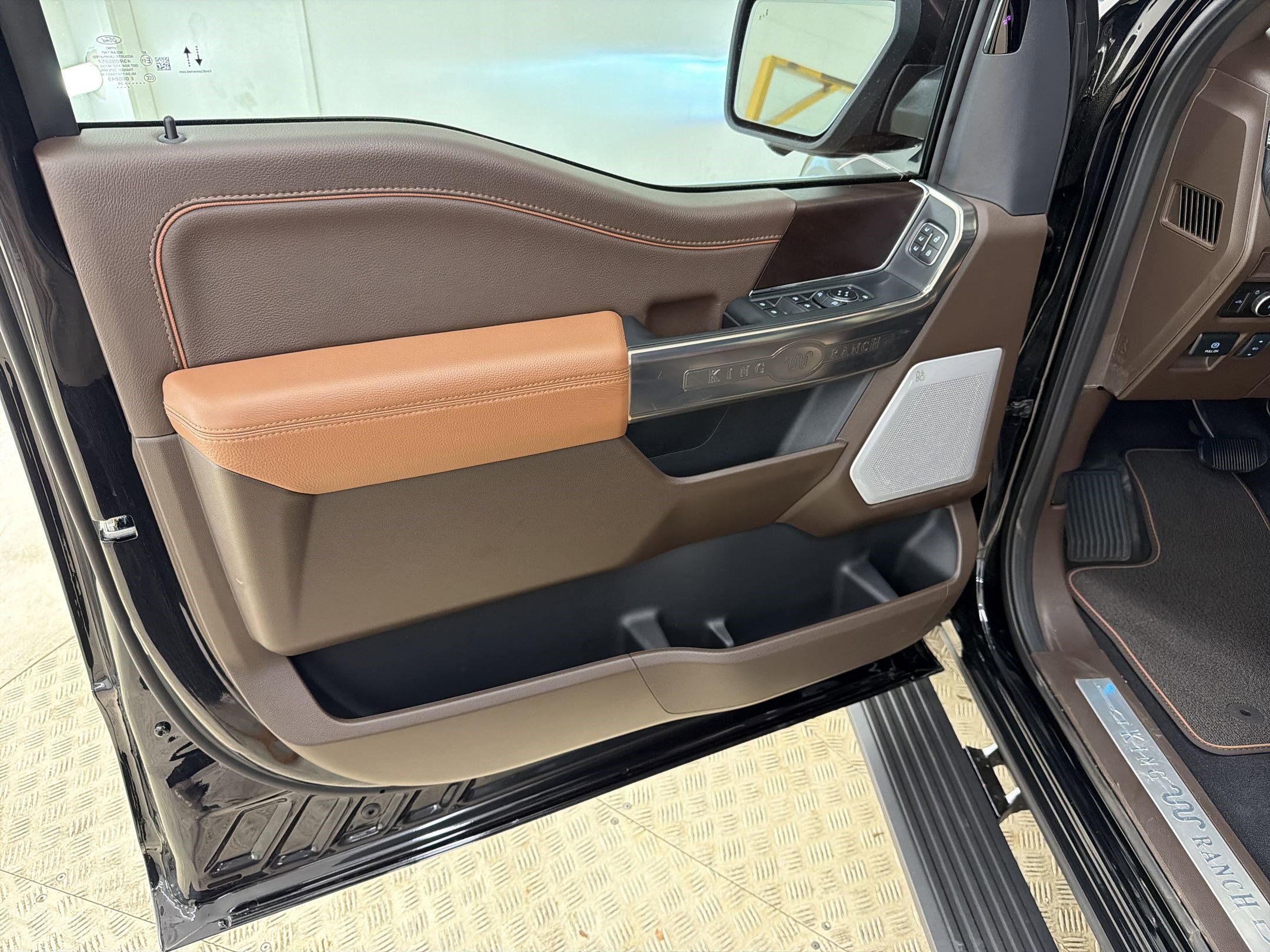 New 2026 Ford F150 King Ranch w/ Equipment Group 601A High image 19