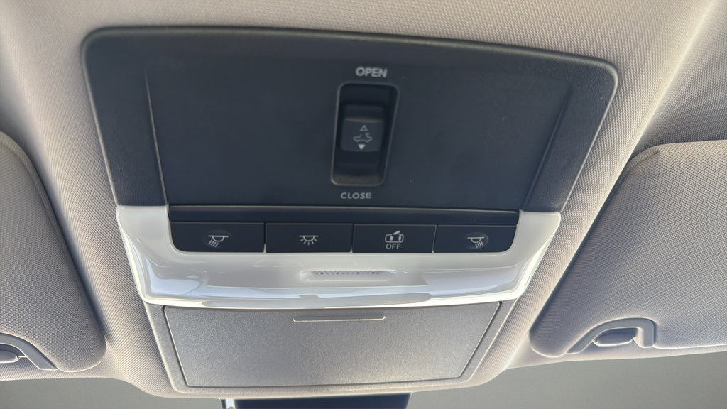 New 2026 Nissan Altima 2.5 SR w/ SR Midnight Edition Package FWD image 23