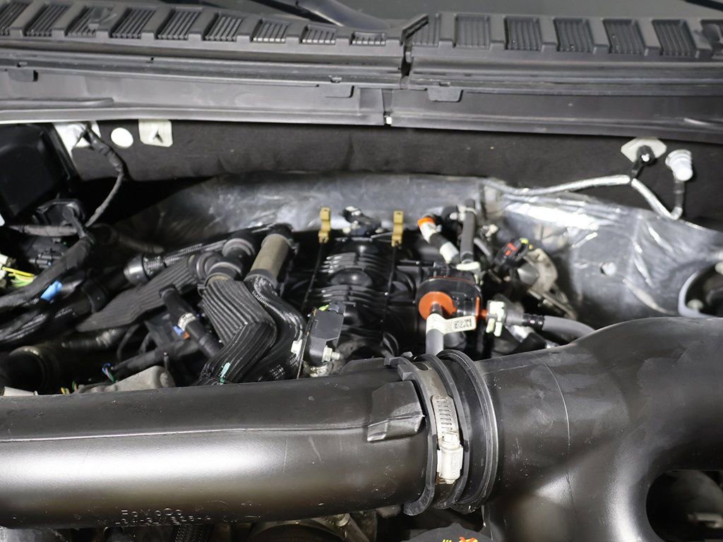 Used 2023 Ford Expedition XLT image 19