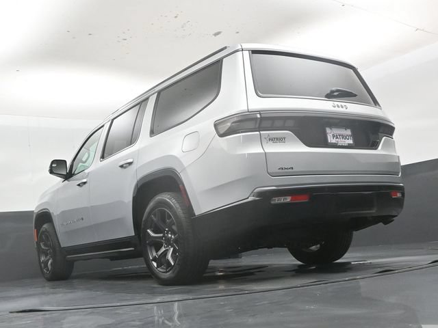 Used 2026 Jeep Grand Wagoneer Limited AWD/4WD image 46