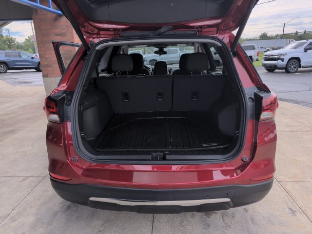 Used 2024 Chevrolet Equinox LT FWD image 21