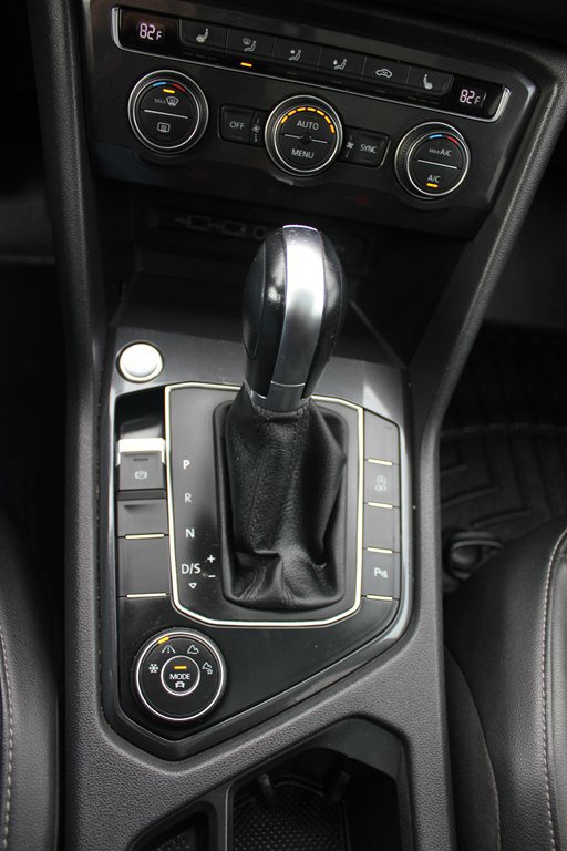Used 2019 Volkswagen Tiguan SEL image 21