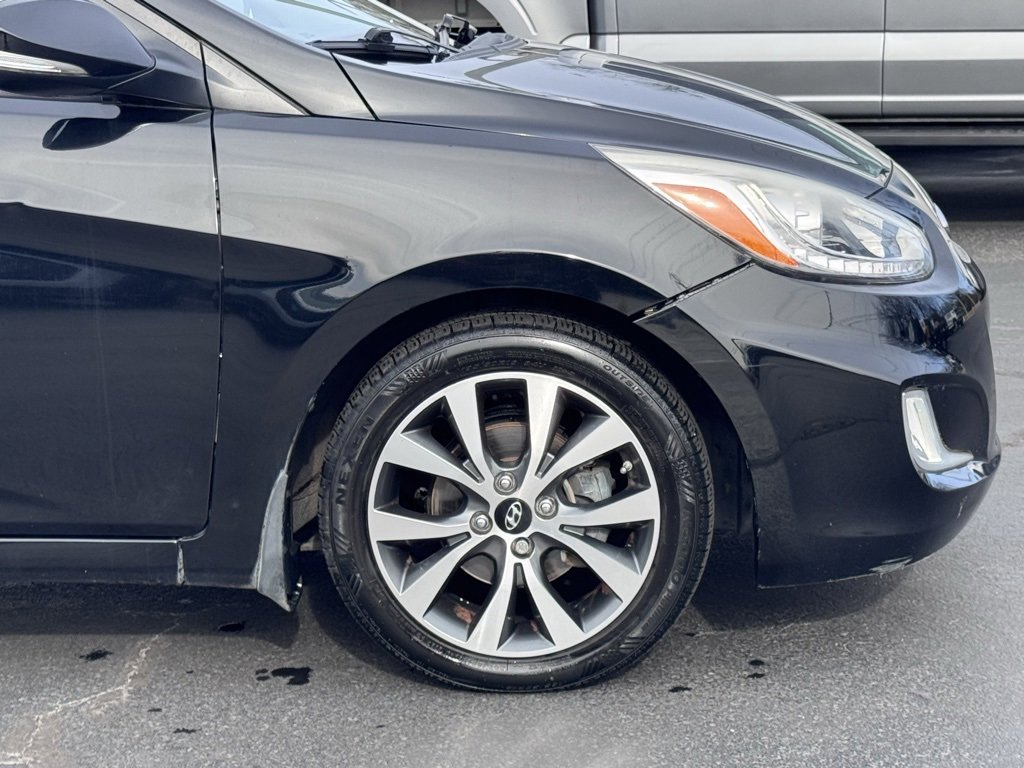 Used 2015 Hyundai Accent Sport image 36