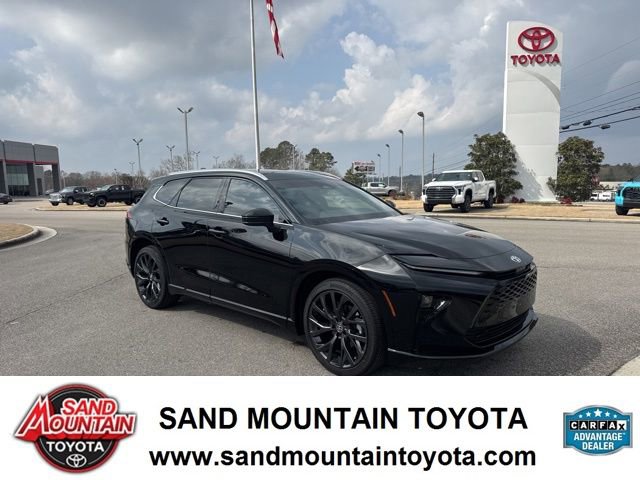 Used 2025 Toyota Crown Signia w/ Advanced Technology Package image 1