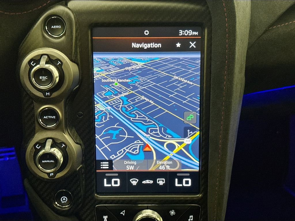 Used 2018 McLaren 720S image 13