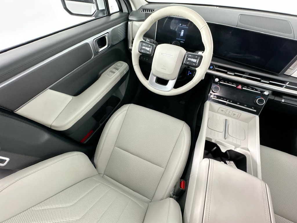 Used 2026 Hyundai Santa Fe SEL FWD image 9