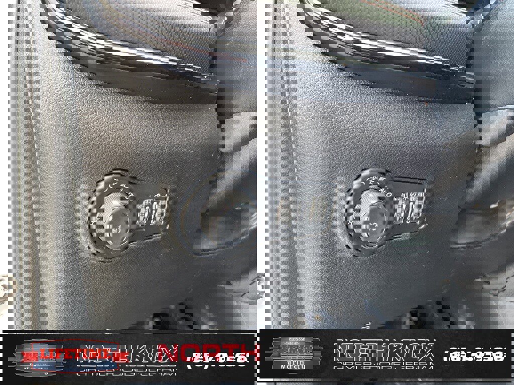 Used 2024 Jeep Compass Trailhawk image 7