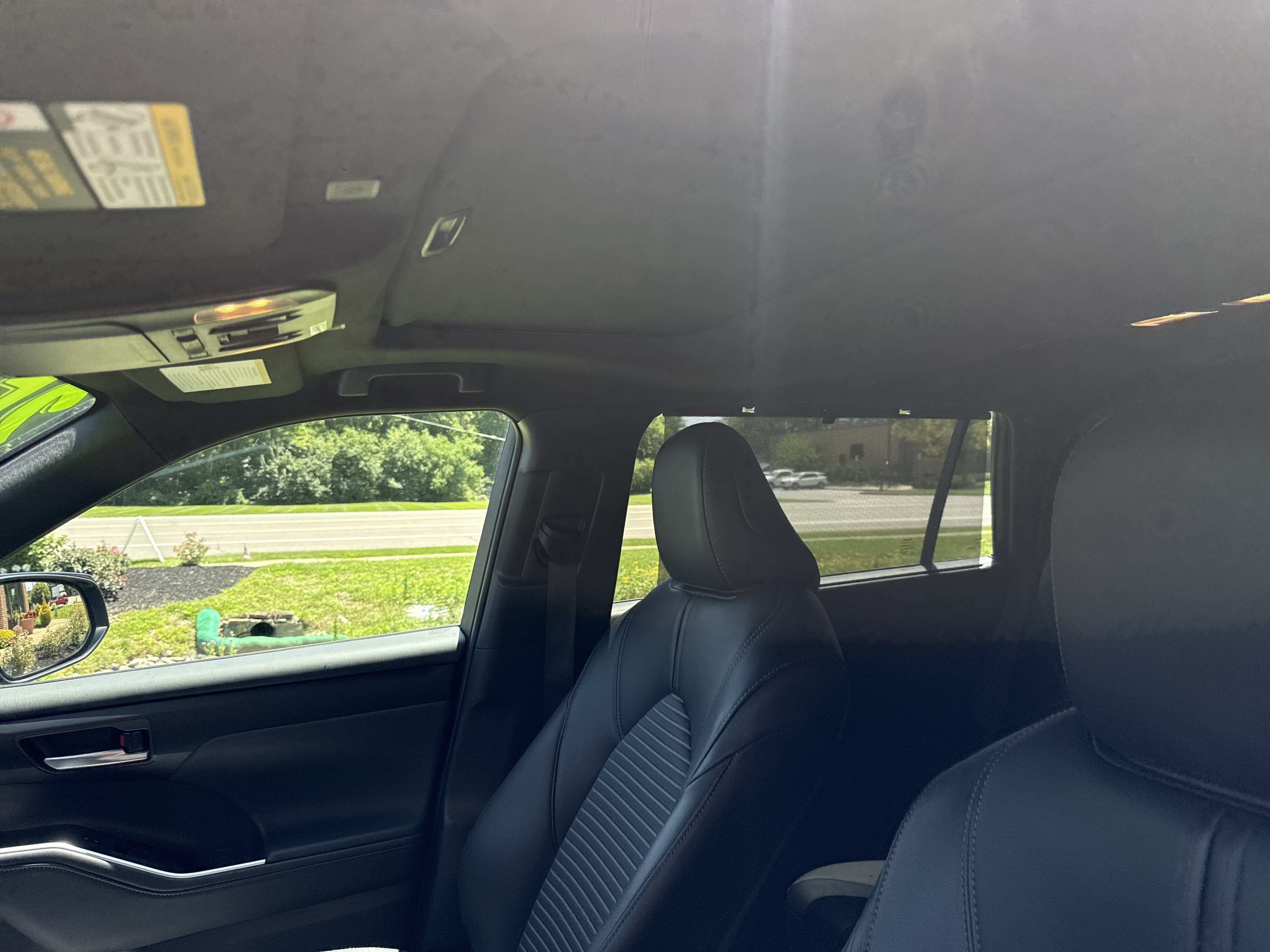 Used 2025 Toyota Highlander XSE AWD/4WD image 18