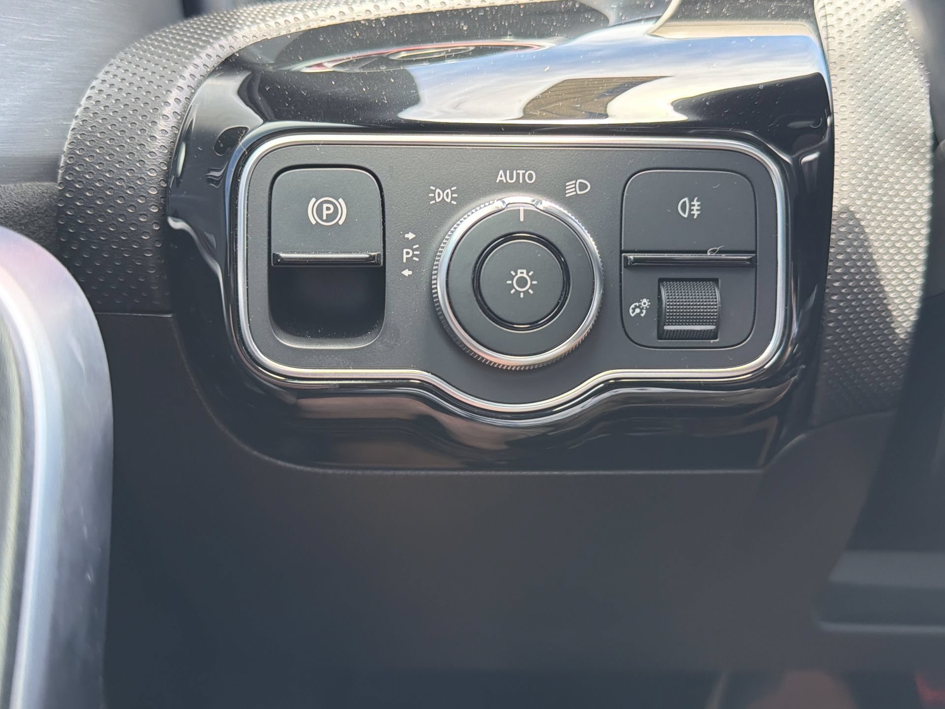 Used 2019 Mercedes-Benz A 220 image 28