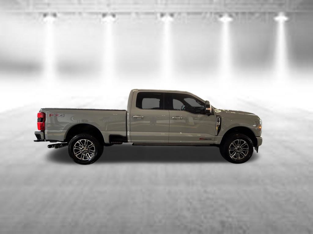 Used 2026 Ford F250 Platinum w/ Platinum Plus Package AWD/4WD image 3