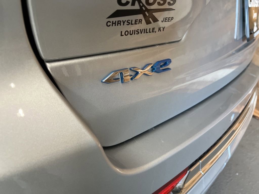 Used 2023 Jeep Grand Cherokee Overland image 23