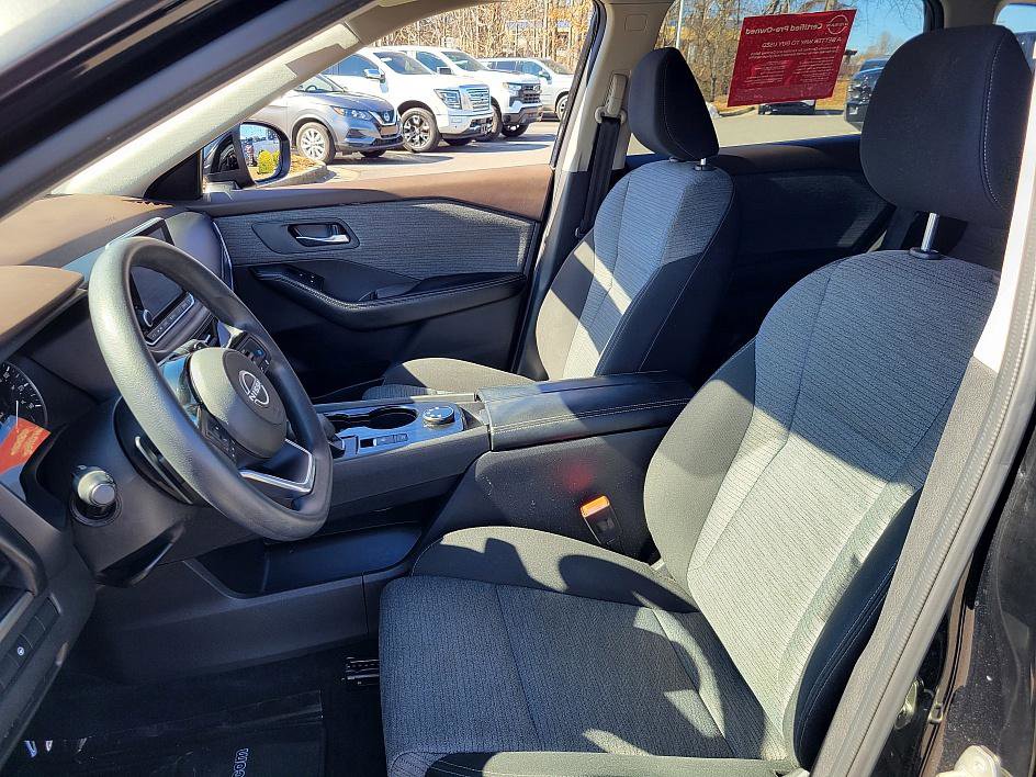 Certified 2023 Nissan Rogue SV image 11