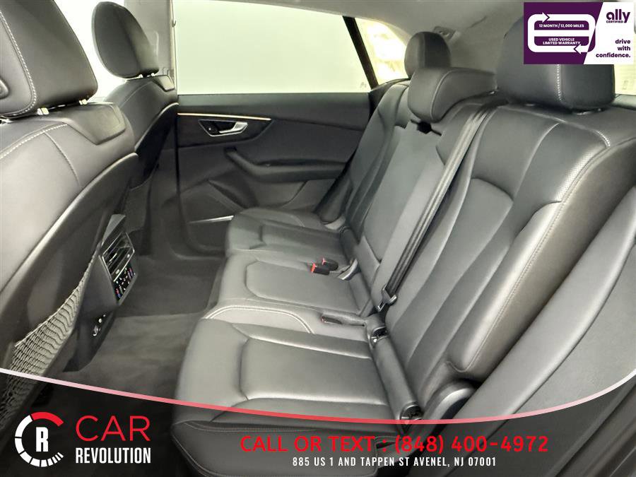Used 2019 Audi Q8 Premium Plus AWD/4WD image 43