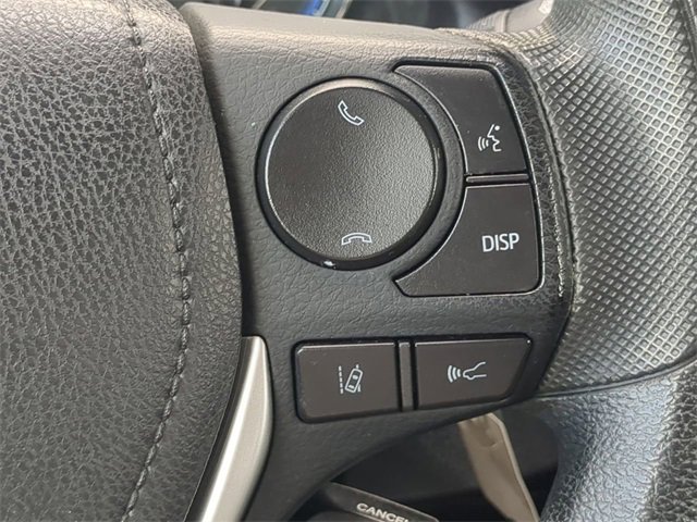 Used 2018 Toyota Corolla LE image 23