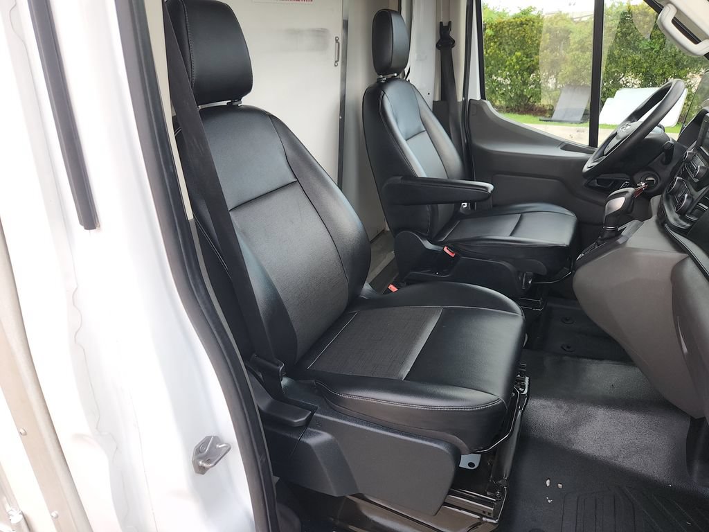 Used 2022 Ford Transit 350 DRW RWD image 20