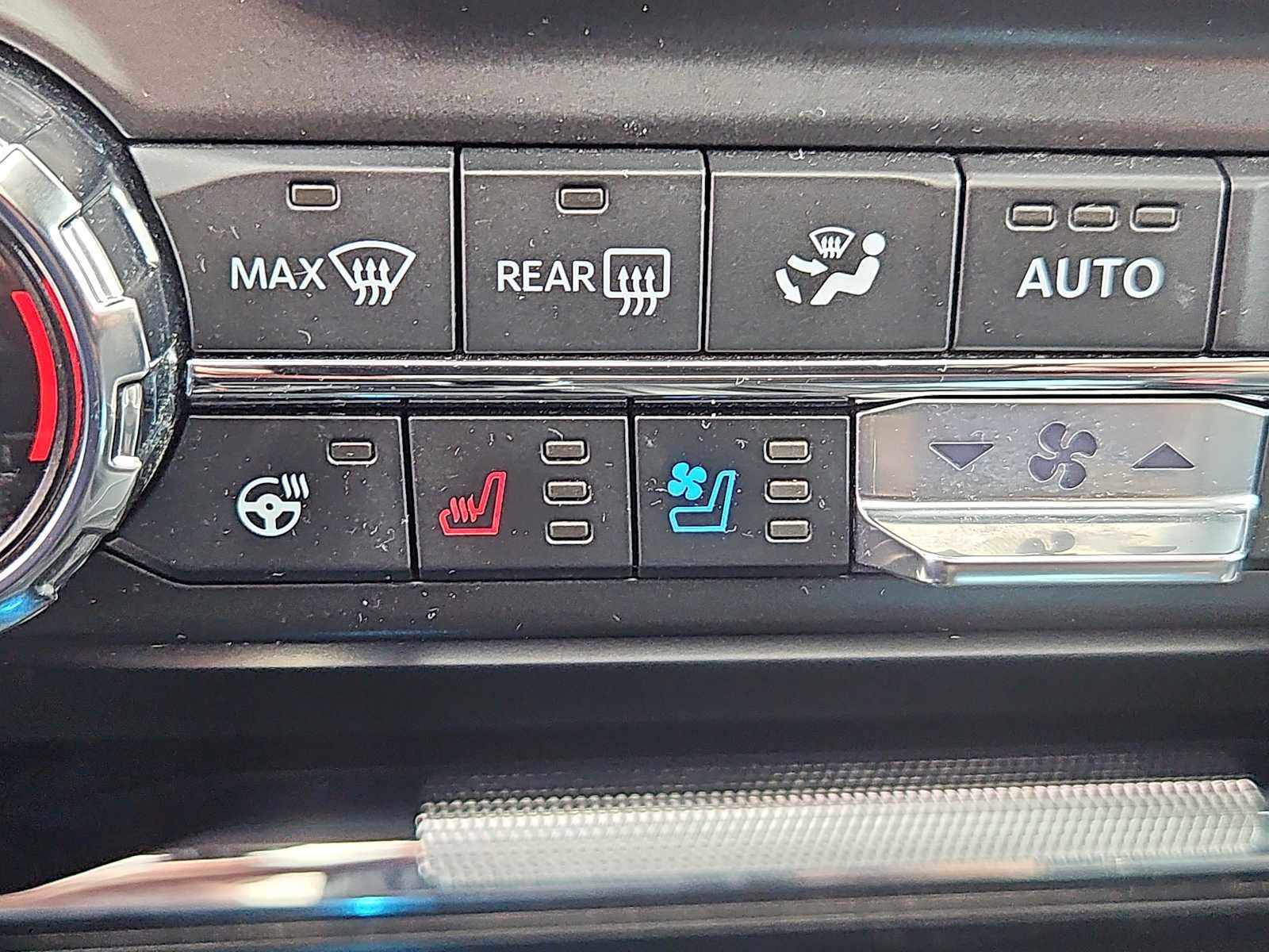 Used 2021 Ford F150 Lariat w/ Equipment Group 502A High image 22