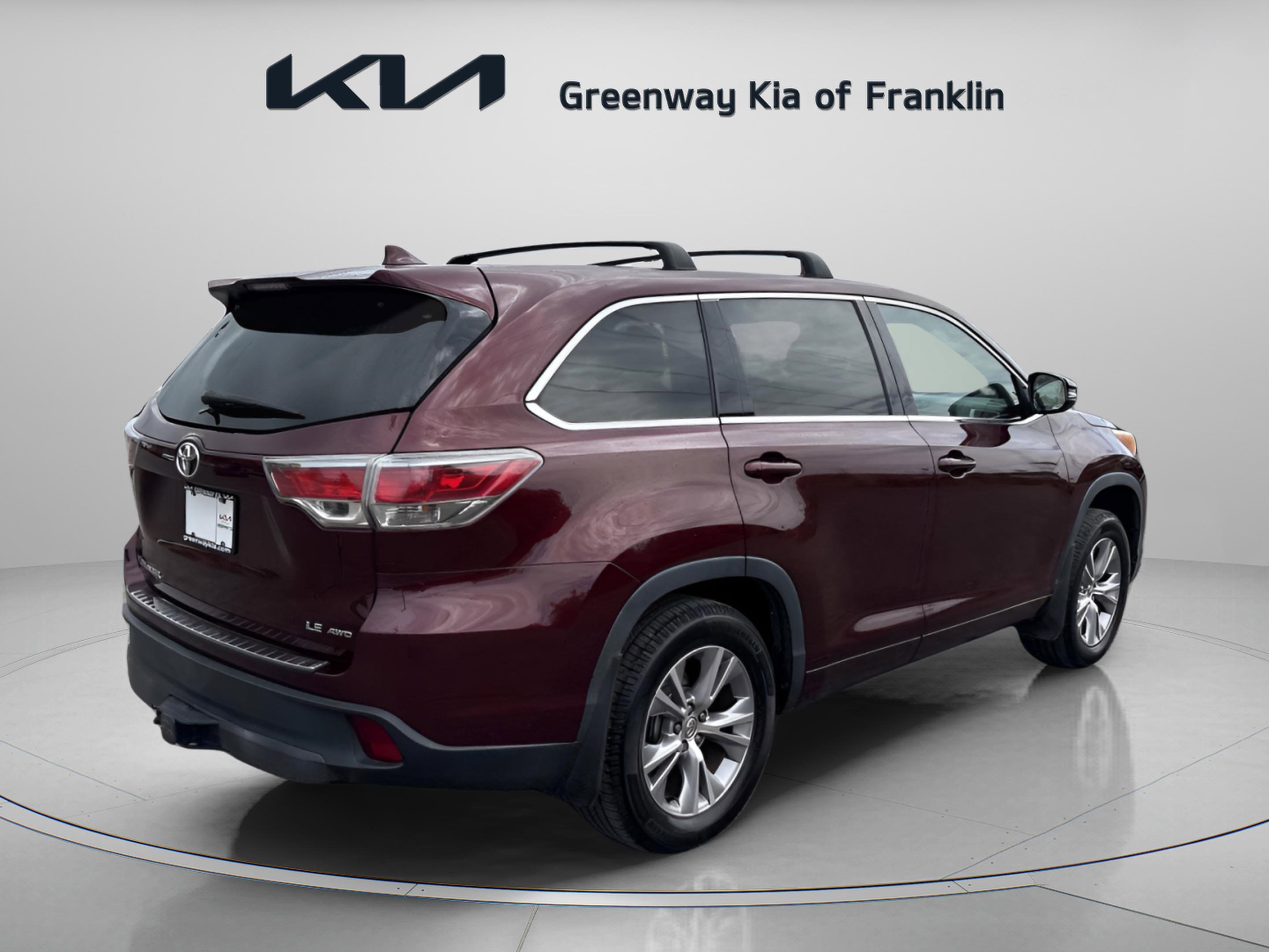 Used 2014 Toyota Highlander LE image 7