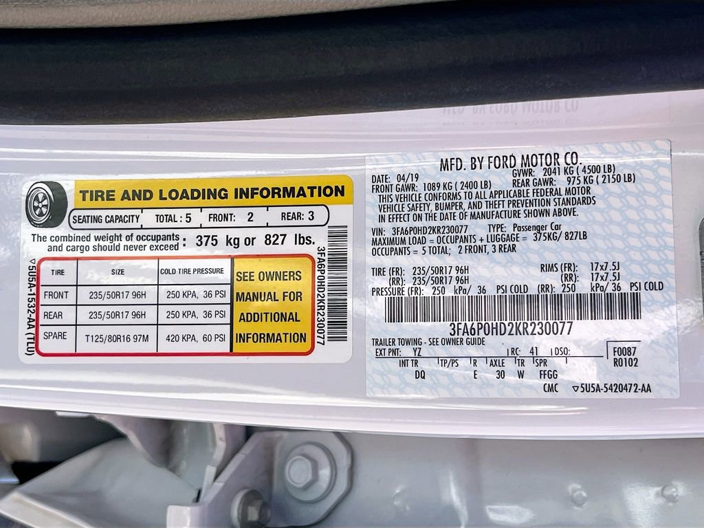 Used 2019 Ford Fusion SE FWD image 29